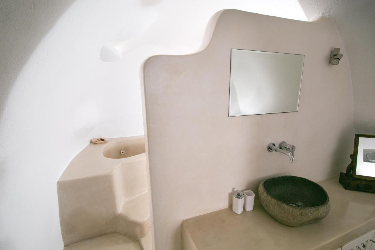 Menias Cave House Appartement Oía Buitenkant foto